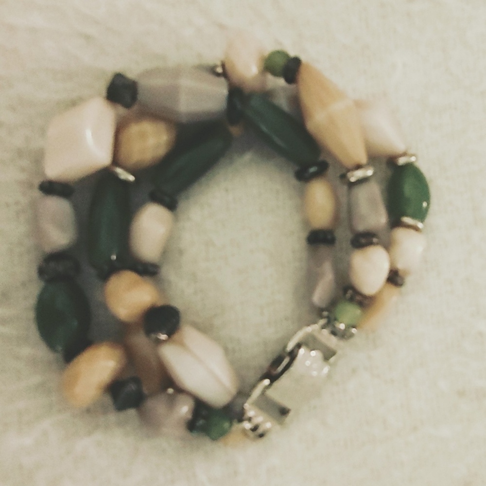 Beaded bracelet